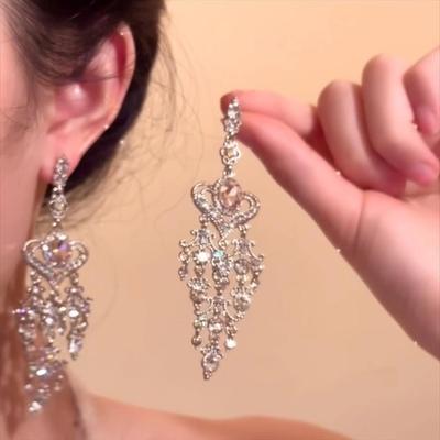 Pendientes Retro Barrocos de Corazón de Cristal Rosa con Borlas - Joyería Larga, Elegante y Dulce para Mujer