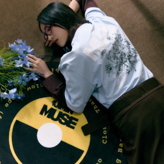 ジミン MUSE Vinyl Rug BTS JIMIN - MUSE OFFICIAL MERCH VINYL RUG – K-COSMO