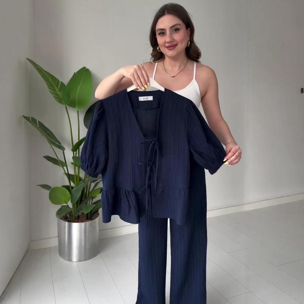 2025 Fall V-neck Casual Short-sleeve Top & High-waisted Women's Set
