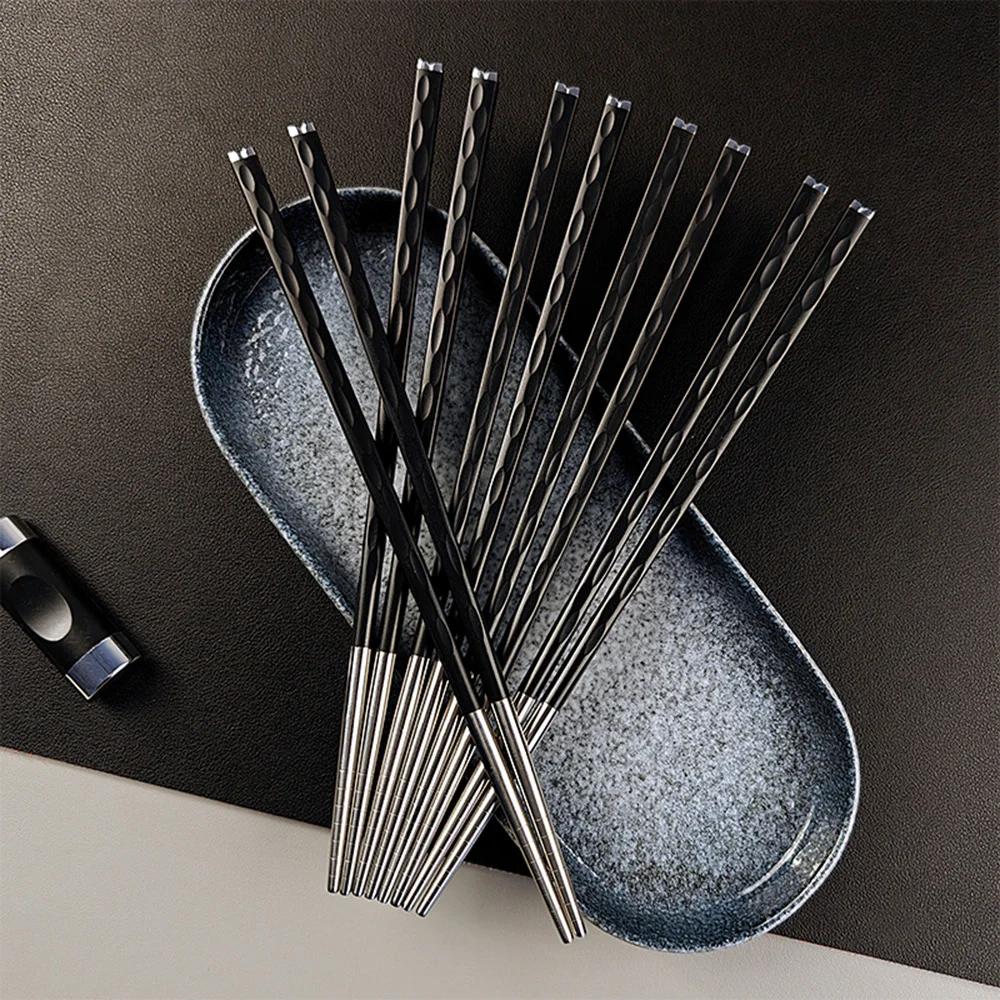 5 Pairs Black Japanese Chinese Chopsticks For Eating Food Sushi Sticks Reusable Metal Korean Chopsticks Set Healthy Tableware