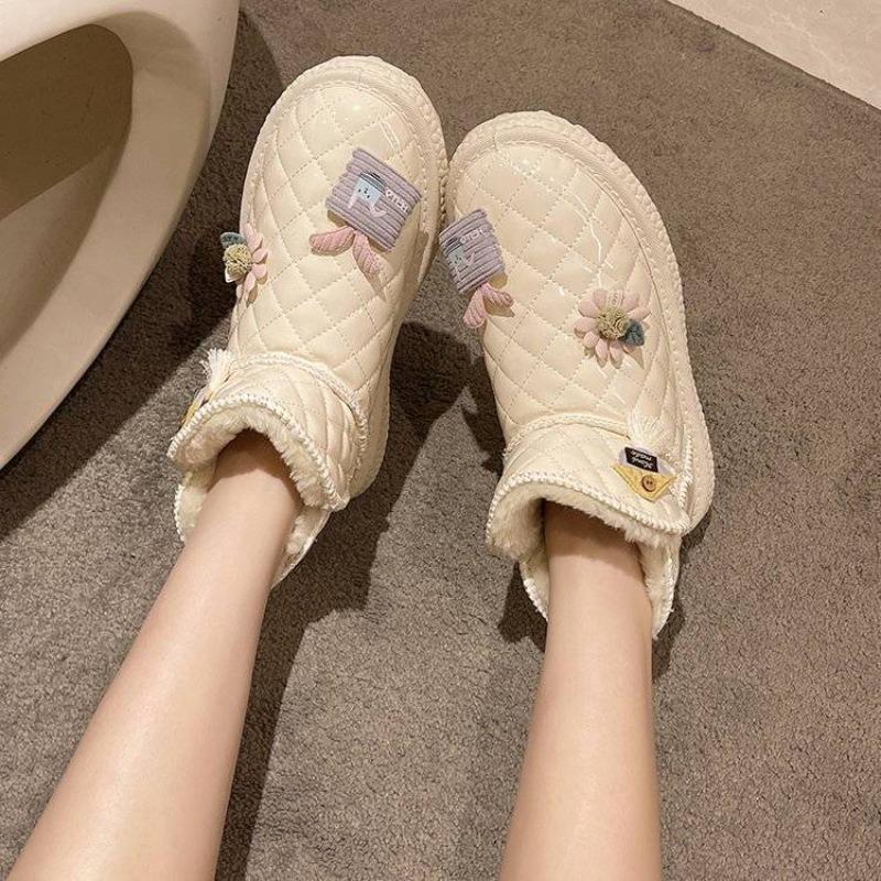 Waterproof Plush Woman Shoes Round Toe Snow Boots for Women Winter Padded Booties Trend 2025 Non Slip Designer Luxury Boot Sale