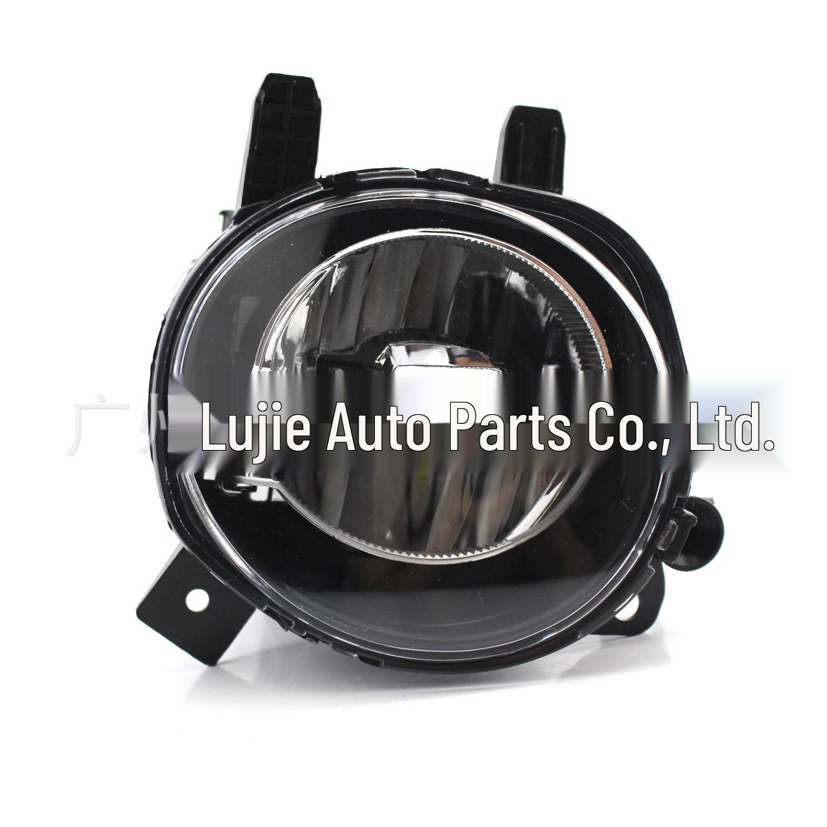 

Compatible Fog Light Bar for BMW 3 Series F35 (2016-2018) - Part #63177315559/63177315560