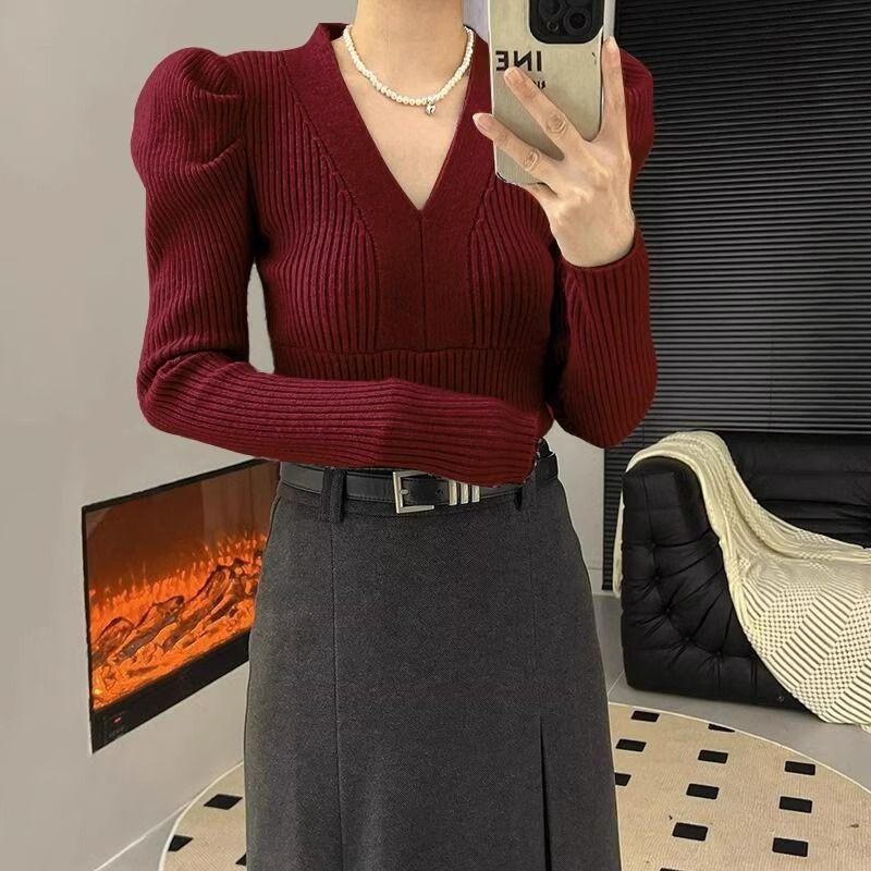 Autumn and Winter Temperament V-neck Bubble Sleeves Bottom Shirt Women's Slim Fit Knitted Shirt French Tight Waist Top