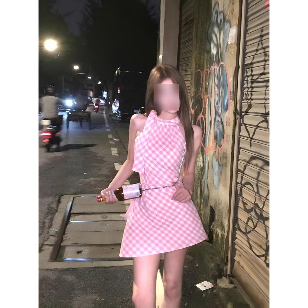 

Наденьте розовое клетчатое платье с бантом на шее, ветер, маленькая юбка-безрукавка, лето XL- (recommended 110-60kg)