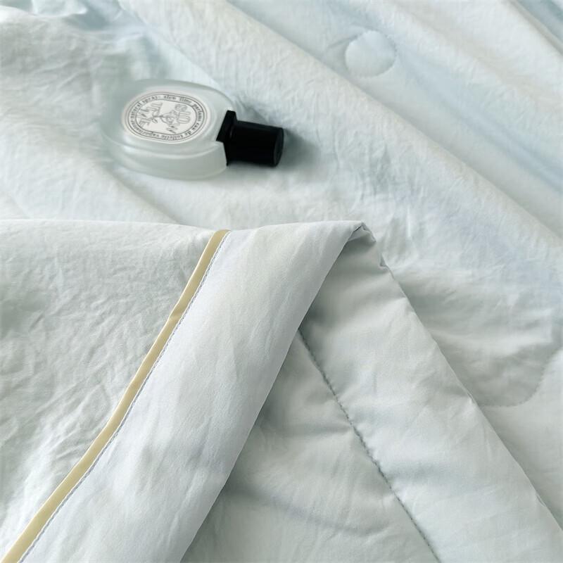Cloud Soft Washed Cotton Antibacterial Quilt