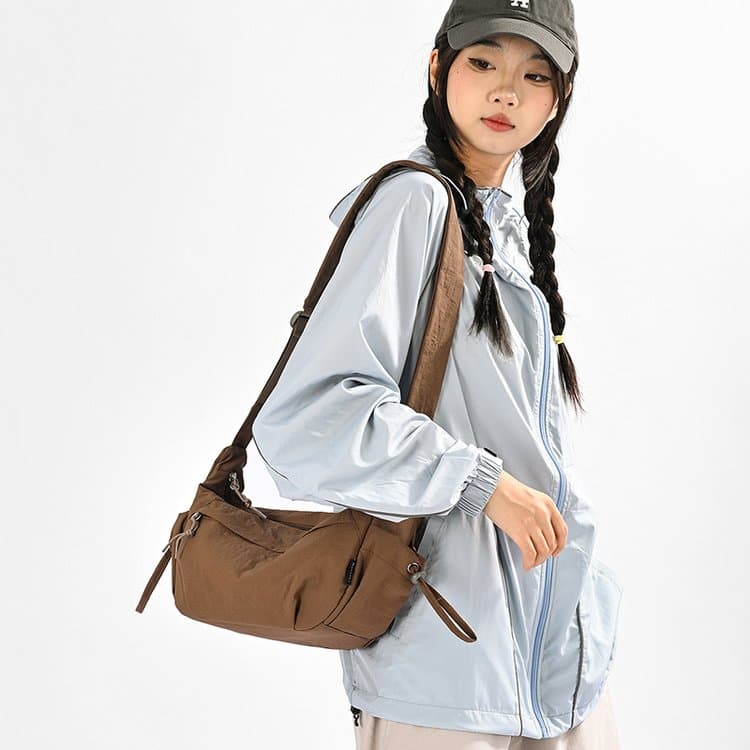 Lightweight Adjustable Nylon Crossbody Bag Women's Shoulder Bag