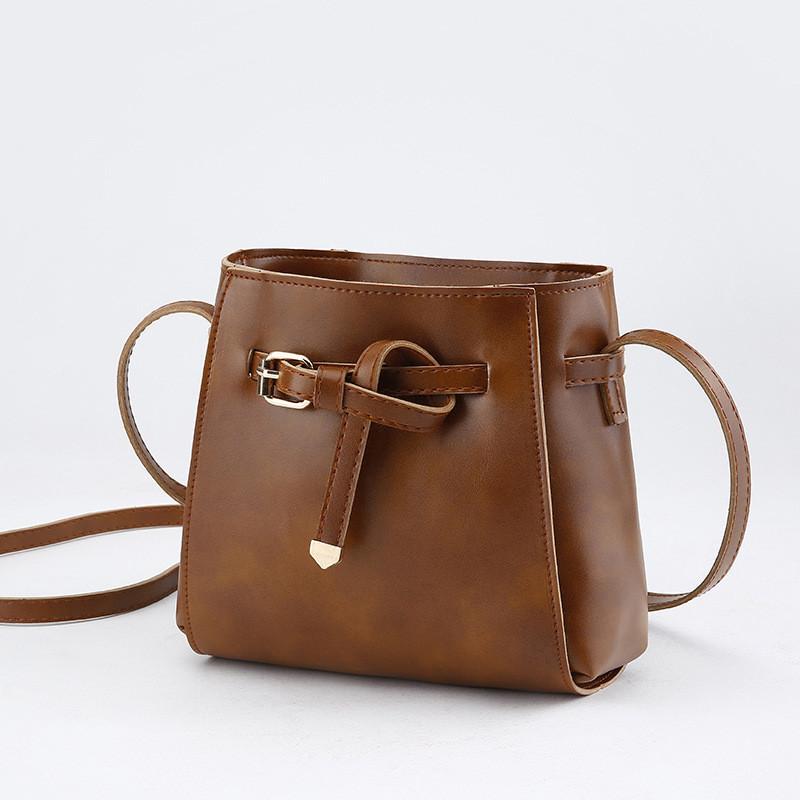 

Stylish Red Pu Small Shoulder Bag For Women With Simple Korean Design And Soft Texture коричневый