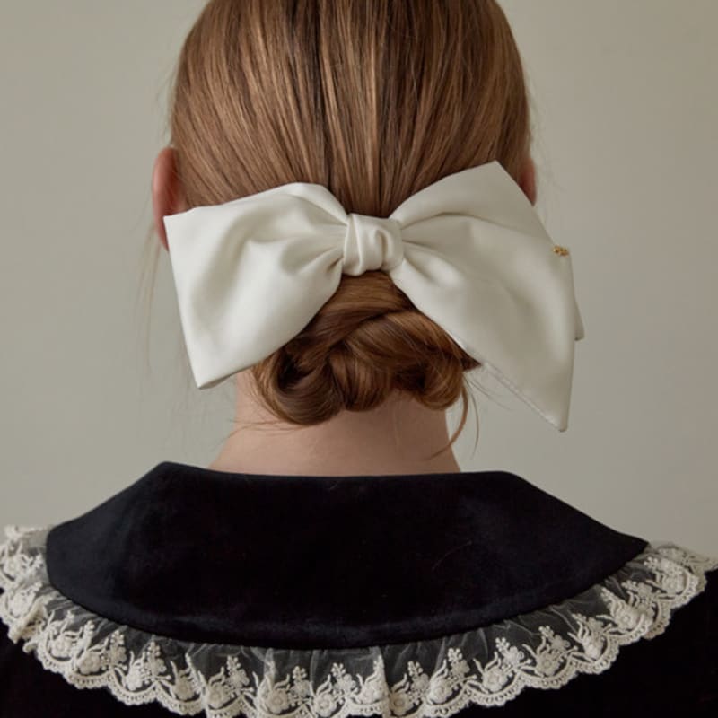 

Jean Paul Clarisse Unbalanced Ribbon Auto Pin JP-22-224AB ivory