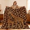 Cozy Giraffe Print Flannel Blanket, Soft Tear-Resistant Realistic Animal Design for Home Decor, Brown Beige All-Season