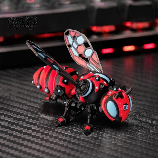 Creative Bookshelf Decoration 3D Printed Articulated Bee Figurine, Flexible Joint Fidget Toy with Keychain, Mechanical Futuristic Desk Accessory