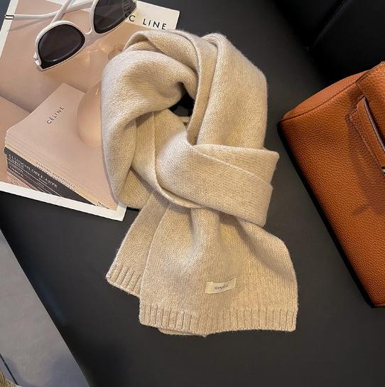 Autumn and Winter New Korean Version Versatile Lock Edge Korean Knitted Gray Scarf Women's Knitted Warm Neck Scarf