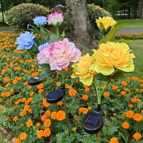 Outdoor Garden Lamp 3 Heads Design Realistic Looking Waterproof Automatic Charging Solar Powered Peony Flower Lamp Landscape Lighting