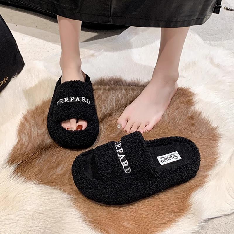 Mao Mao Slippers Women Wear 2025 Autumn New Internet Celebrity Explosion High Sense Go Out Thick Bottom Internet Celebrity Home Cotton Mop