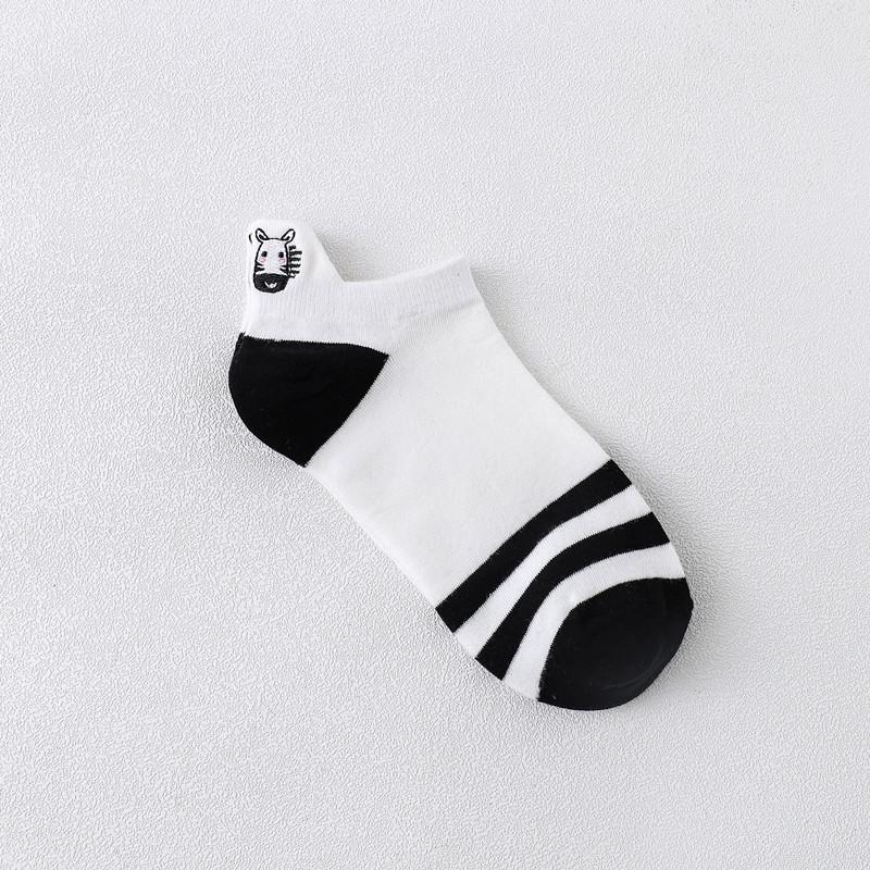 5 Pairs New Arrivals Women Socks Cotton Cartoon Zebra Ankle Socks Female Striped Letter Harajuku Breathable Causal Short Socks