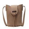 Niche design texture women 2025 new fashion versatile retro shoulder messenger bag high sense