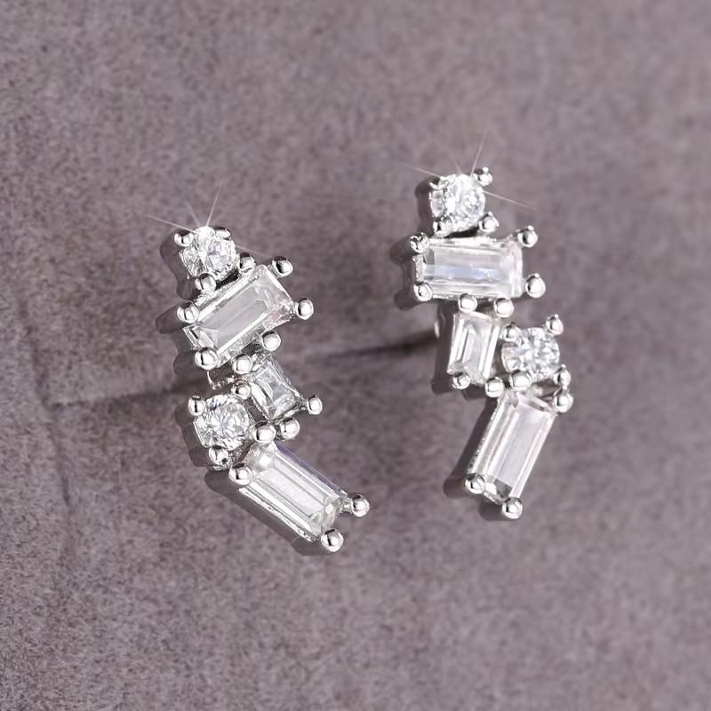 Chic Trendy Stud Earrings with Shiny Cubic Zirconia Delicate Graceful Ear Accessories for Women Elegant Wedding Jewelry