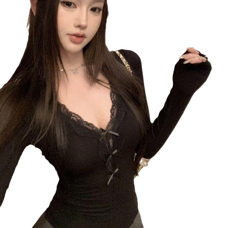 Podzimní zeštíhlující top s dlouhým rukávem, krajkovou mašlí a výstřihem do V pro rok 2024