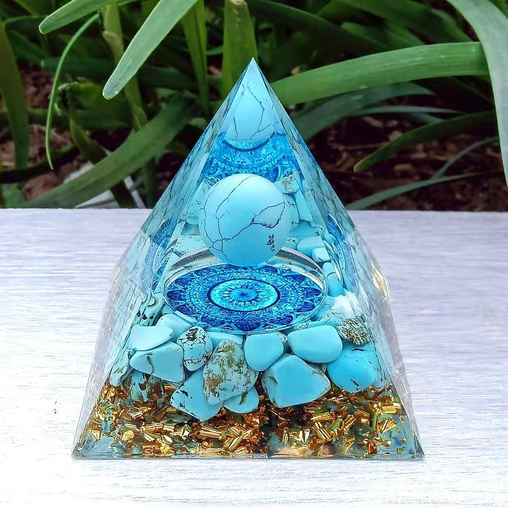 Crystal Stone Pyramid Resin Decor: Home, Office, Car Ornaments