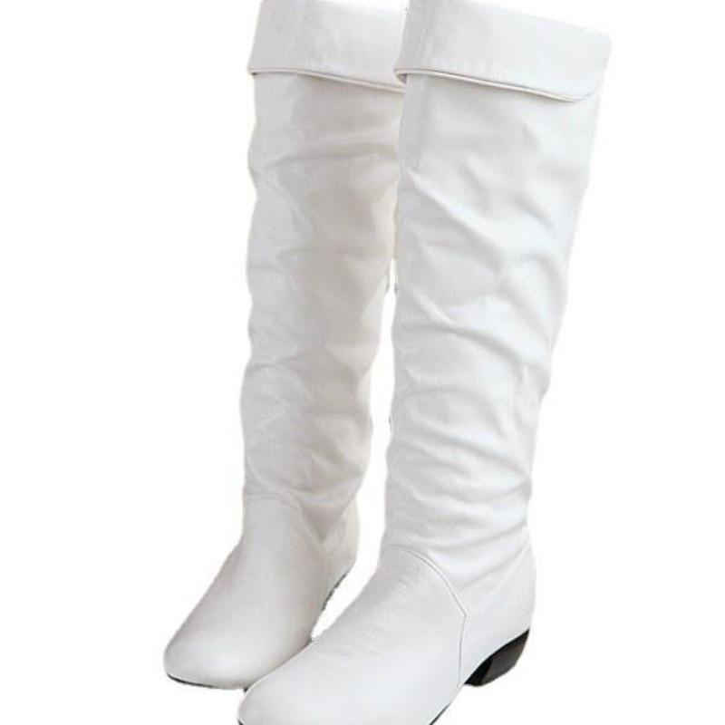 Ležérní kozačky na nízkém podpatku, rytířské kozačky se silným podpatkem a kulatou špičkou, zimní dámské kozačky ve velkých velikostech, pár dámských kožených kozaček s vlasem.