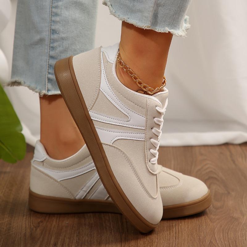 2026 New Retro Casual Platform Sneakers Round Toe Versatile Thick Sole Skate Shoes