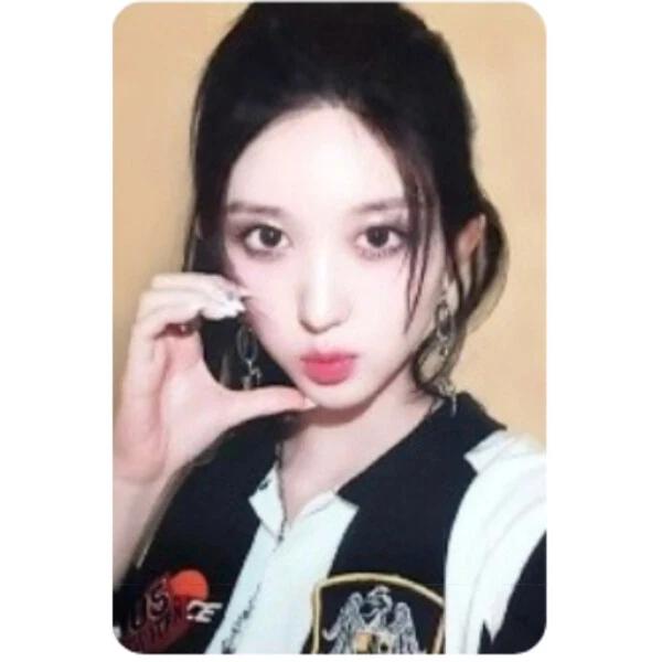 IVE I'VE MINE 1st EP OFFICIAL PHOTO CARD