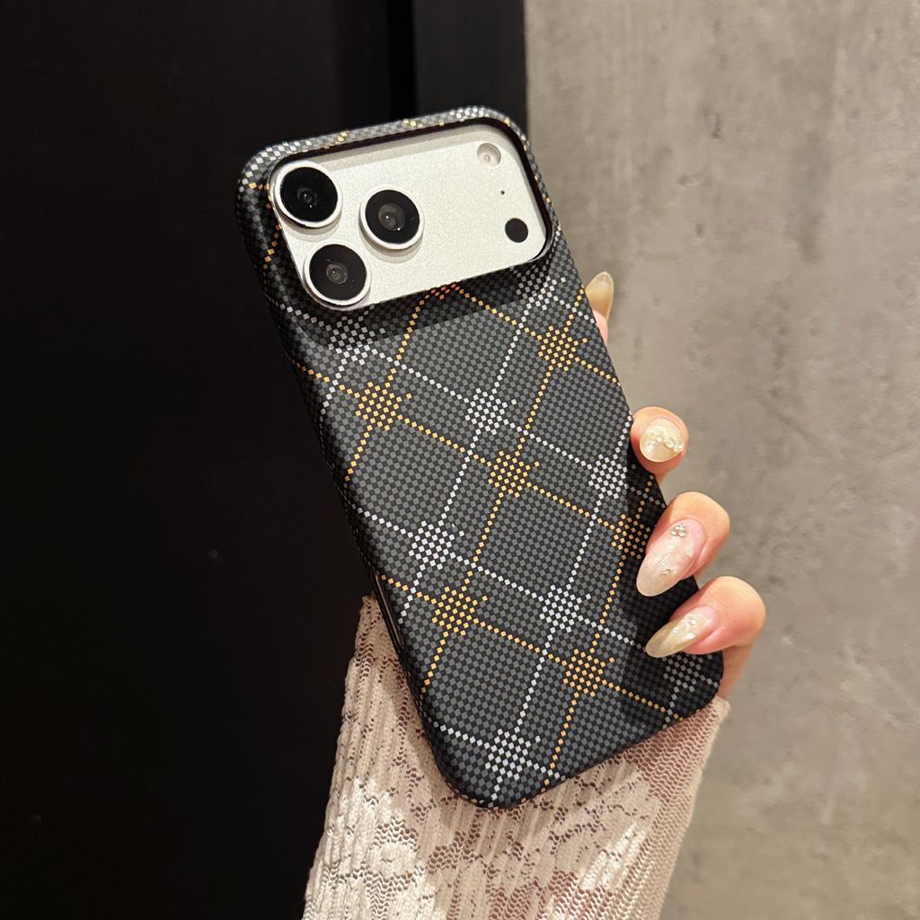 Applicable to iPhone17promax Kevlar plaid mobile phone case Apple 16 ultra-thin carbon fiber skin feel 15 protective case