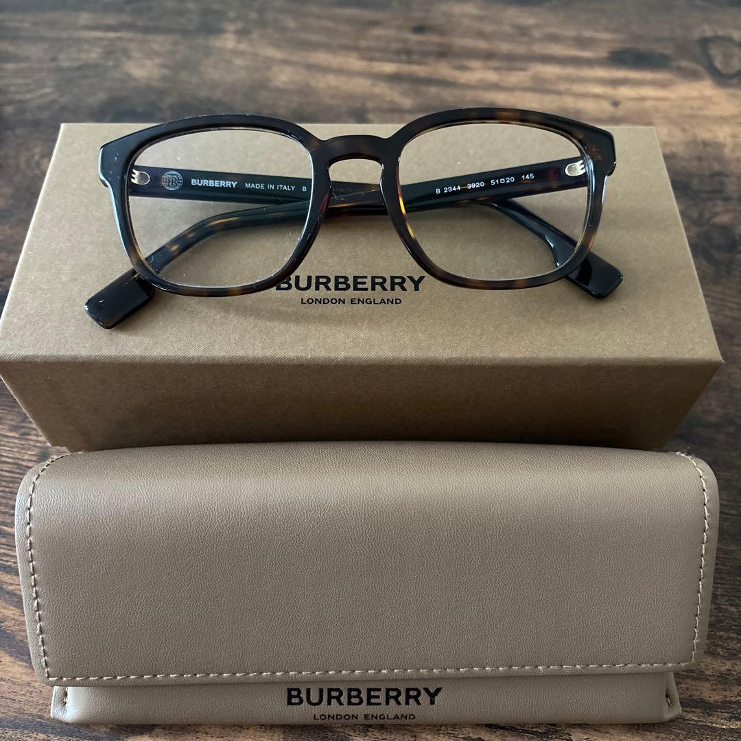 Used BURBERRY glasses eyewear