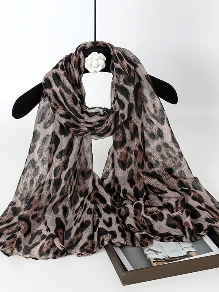 New Vintage Voile Scarf Leopard Print Hijab for Women Lightweight Sunscreen Head Wrap Beach Cover-Up Windproof Travel Scarf