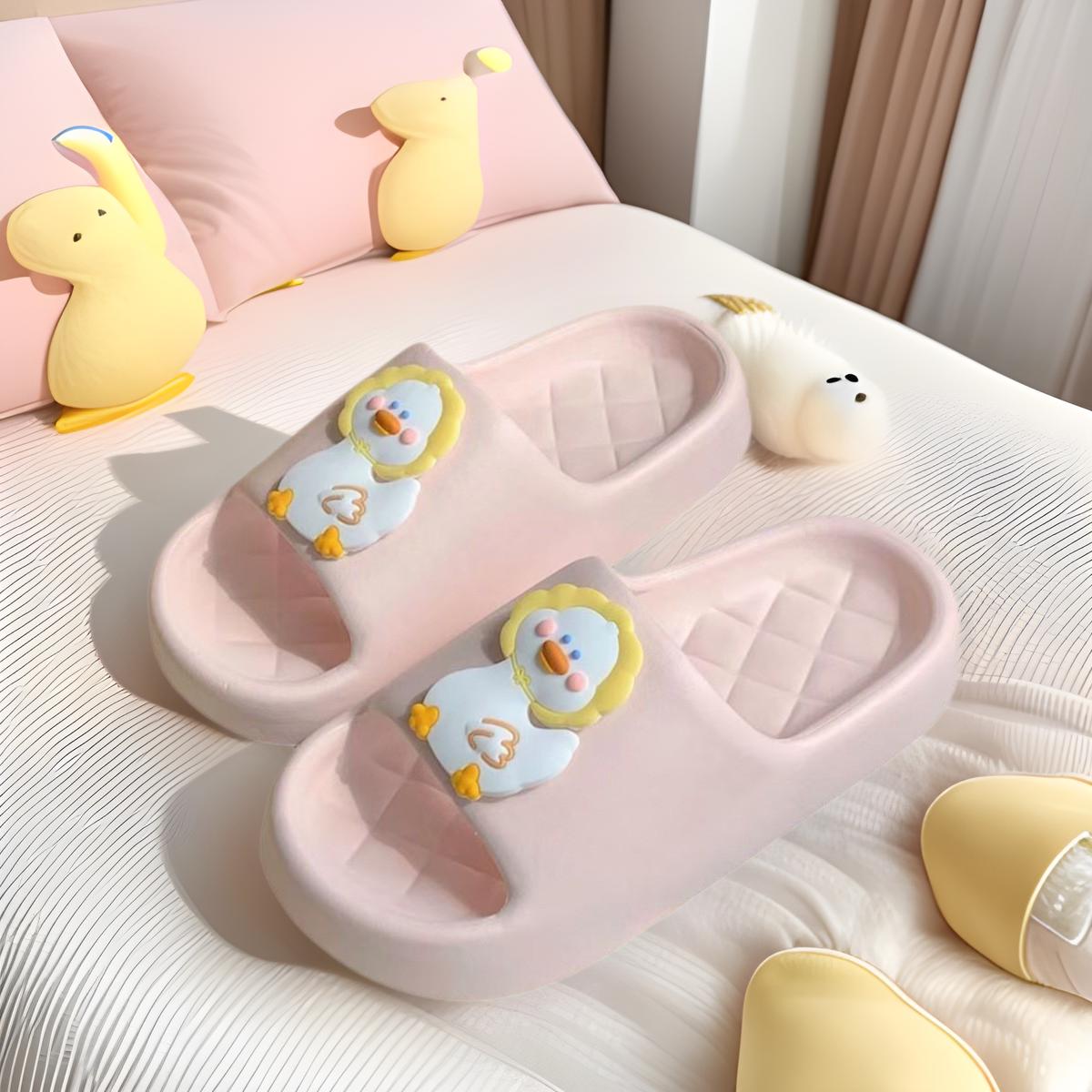 

EVA Soft Sole Women s Summer Fluffy Yellow Duck Non-Slip Slippers for Indoor/Outdoor Wear 38-39 (Fits 37-38)