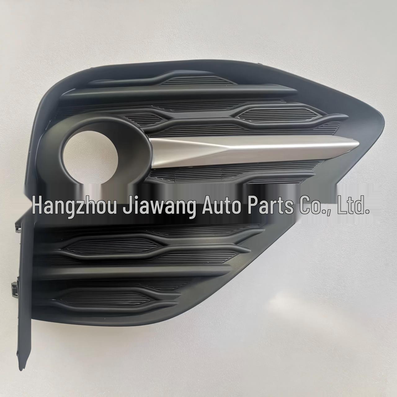 

Toyota RAV4 2004 Fog Light Trim Set (Plastic, 52030-0R080R/52040-0R080L) Only Excellent