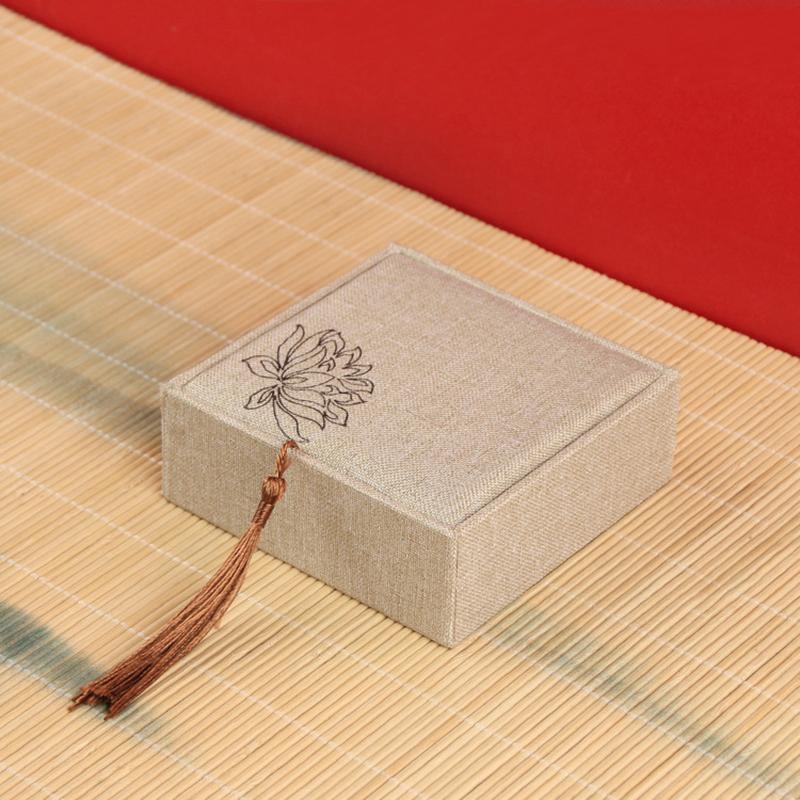 Vintage Tassel Jewelry Box Necklace Jade Bangle Bracelet Pendant Storage Display Box Chinese Style Jewelry Packaging Box