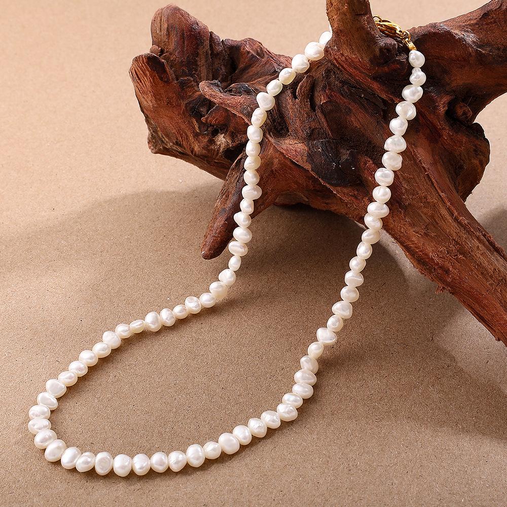 

European and American Retro Style Irregular Natural Freshwater Pearl Necklace 18K Gold Gentle and Elegant Necklace Female 2026 37+5CM