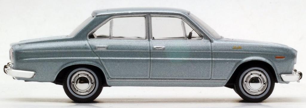 Tomica Limited Vintage Cedric Special 6 66 Model Finished Product LV-95c (Light Blue)