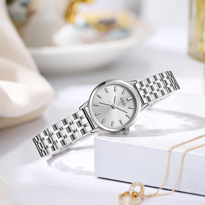 Watch Simple Temperament Steel Belt Watch Waterproof Exquisite Fashion Wind Ladies Quartz Watch