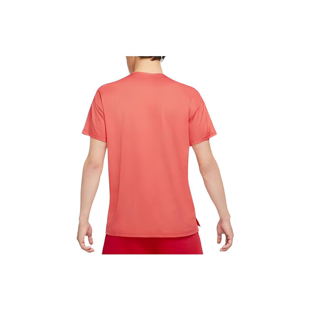 Nike T Shirts Men's Red Crew Neck Moderate Straight Fit CZ1182-673