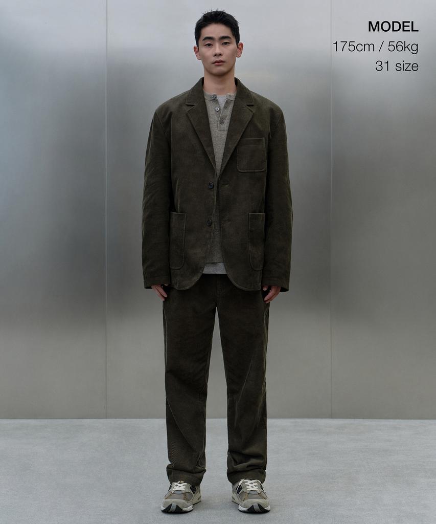 MUSINSA STANDARD [City Workers] 8W Corduroy Tapered Pants [Dark Olive]