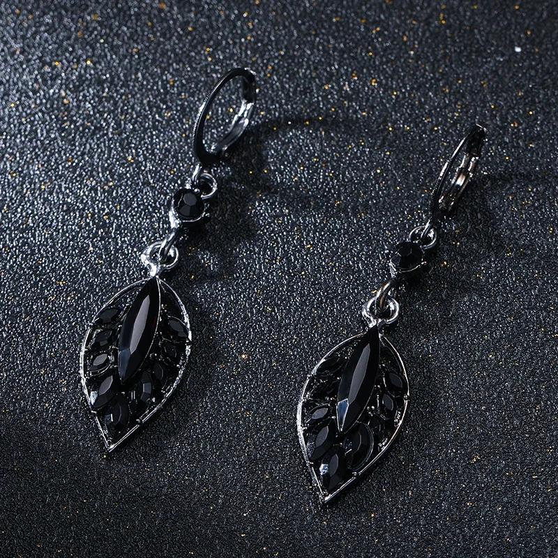 New Fashion Trend Zircon Crystal Black Leaf Pendant Earrings for Women Unique Design Temperament Cool Girls Party Jewelry