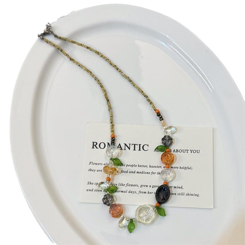 Mori Style Frische Florale Perlenkette mit Hawaiianischen Inselblättern