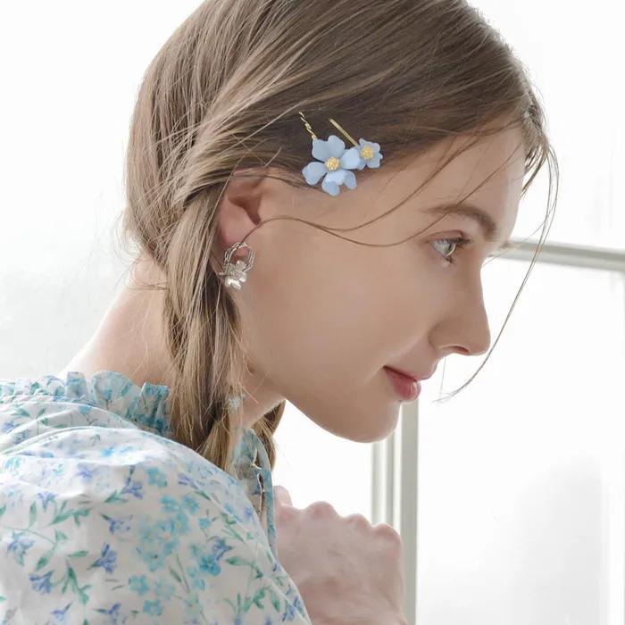 Mini Magnolia Hairpin