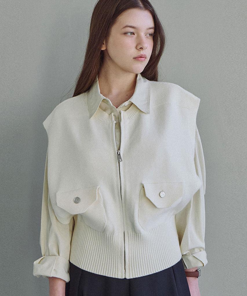 LUSIDA Comfort Button Knit Vest