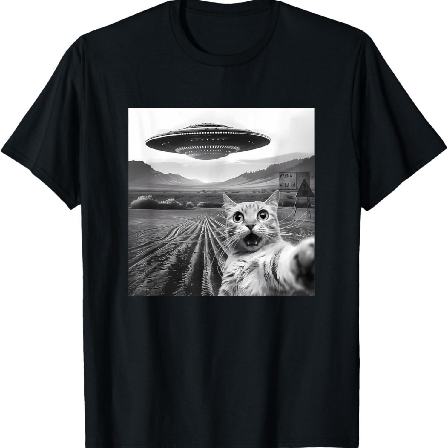 Funny Area 51 UFO Cat Selfie with Alien Cat UFOs Meme Weird T-Shirt S