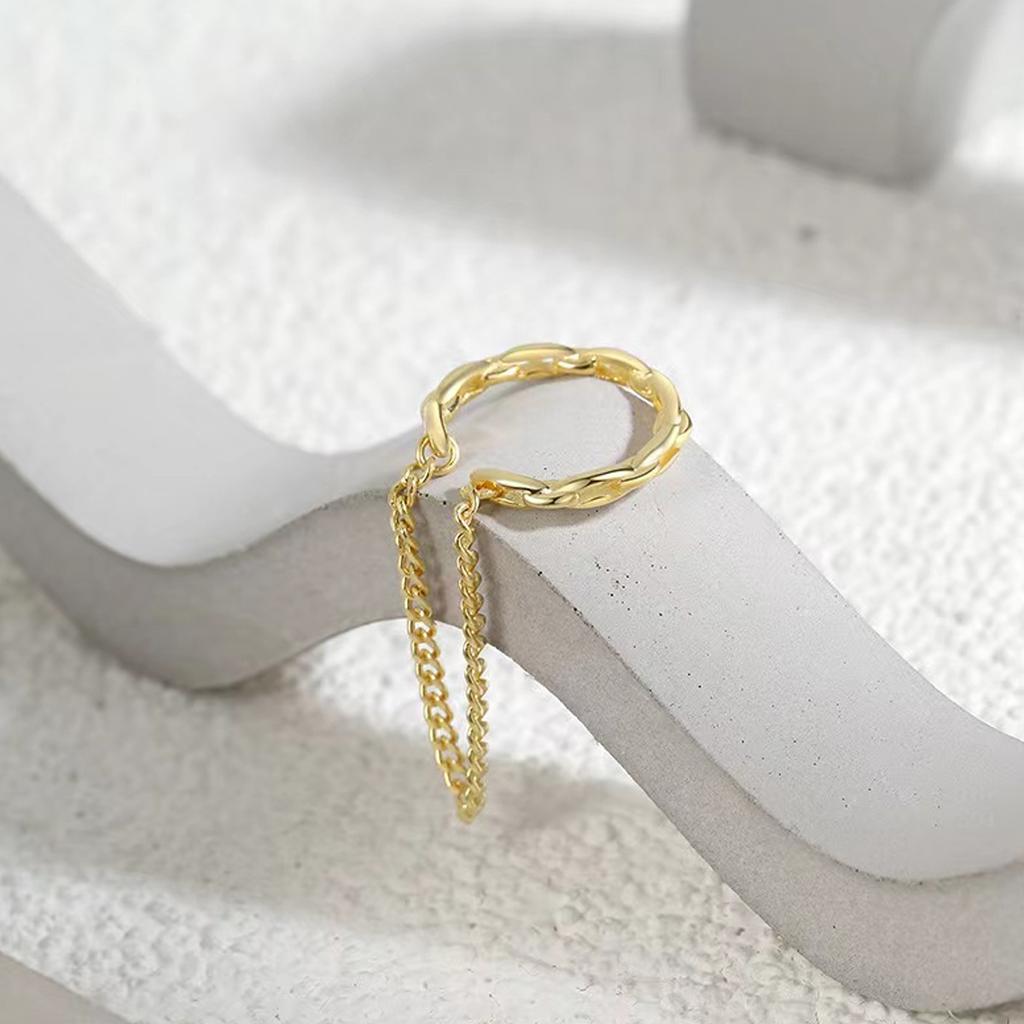 1pcs Chain Tassel Ear Clip For Women, Simple And Versatile High-End Personalized Single Niche Ear Clip Earrings