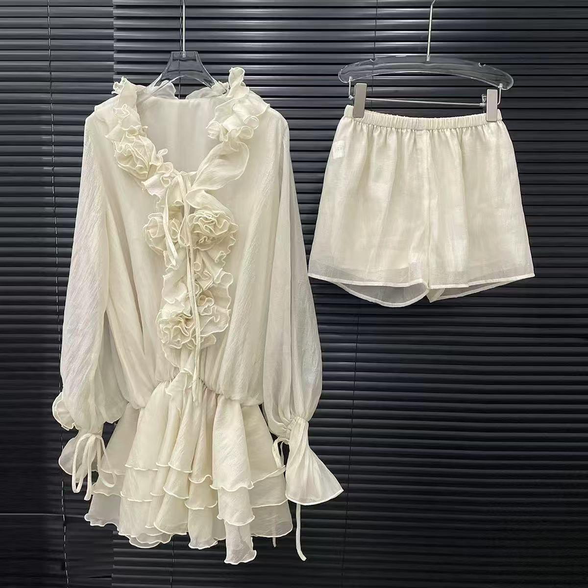 2026 Spring French Style 3D Floral Ruffle Long Sleeve Dress & Shorts Set M светло-желтого