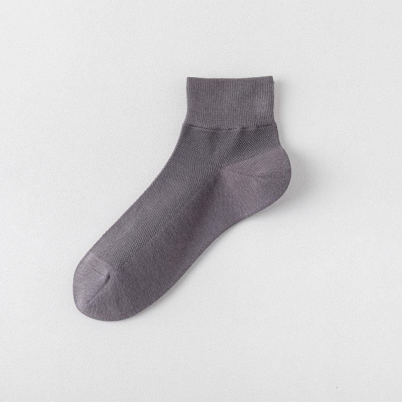 

Мужские весенне-летние тонкие хлопковые носки до середины икры с дышащей сеткой - однотонные, влагоотводящие, бесшовные, универсальная деловая одежда. One Size