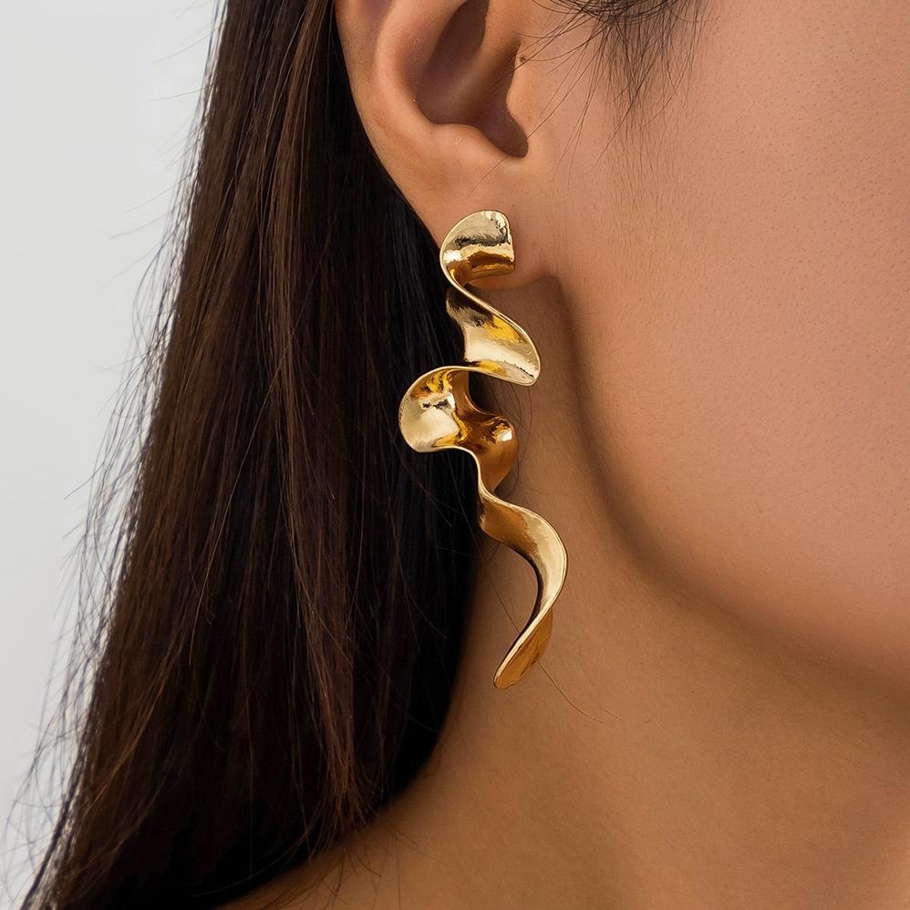 Vintage Irregular Geometric Long Wave Pendant Drop Earrings Women Fashion Statement Goth Piercing Earrings Zircon Accessories