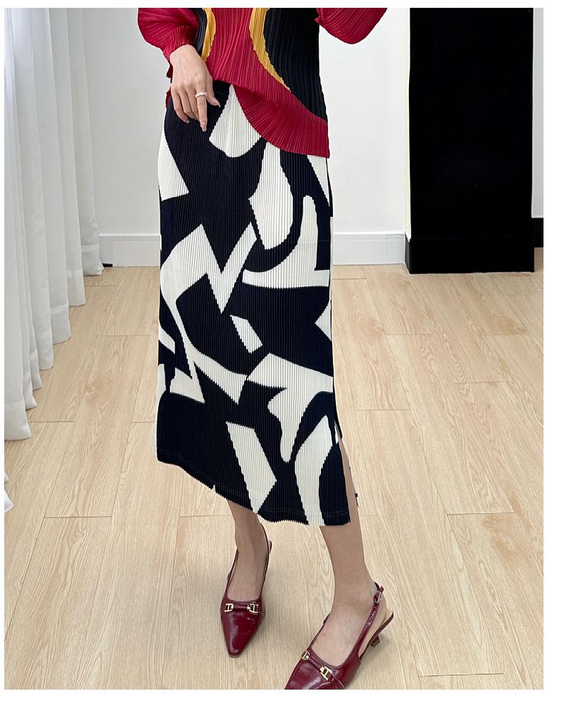 2023 New Women's Autumn Print Pleated Mid-Length High-End Casual Skirt