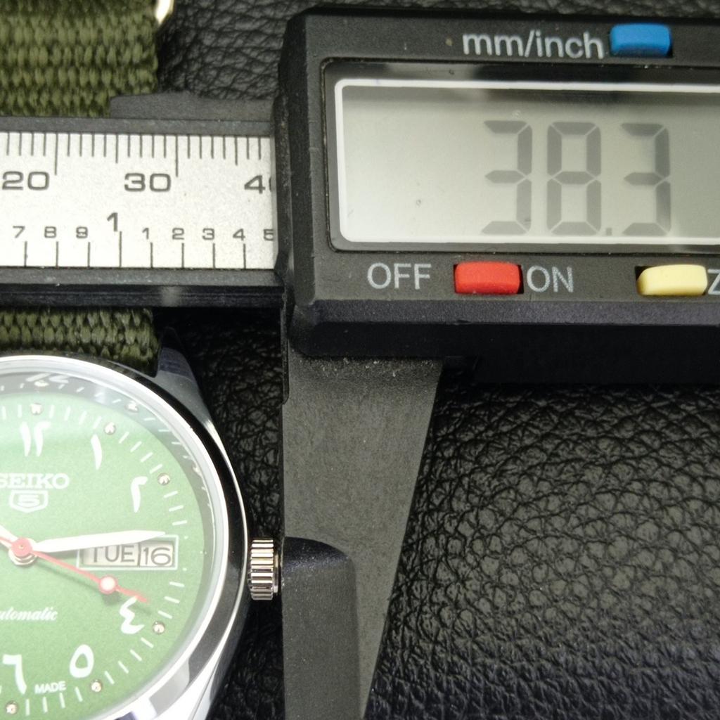 AUTOMATIC VINTAGE REFURBISHED SEIKO 5 JAPAN 6309A MENS GREEN WATCH a441220-4 Sk-a441220