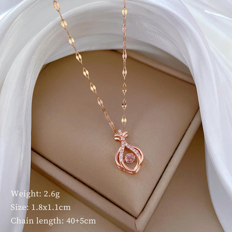 

Smart Pipa Light Luxury Temperament Gorgeous Full Diamond Necklace Women S Versatile Clavicle Chain Titanium Steel Chain