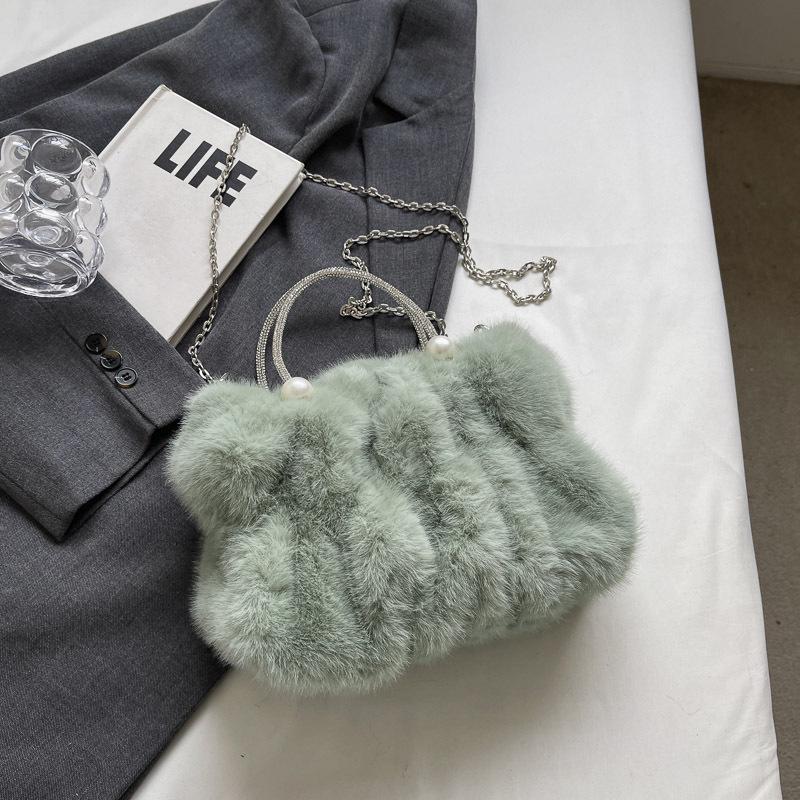 Mao Mao bag women's bag pleated cloud bag 2025 tide daily shoulder messenger bag handbag high value plush bag