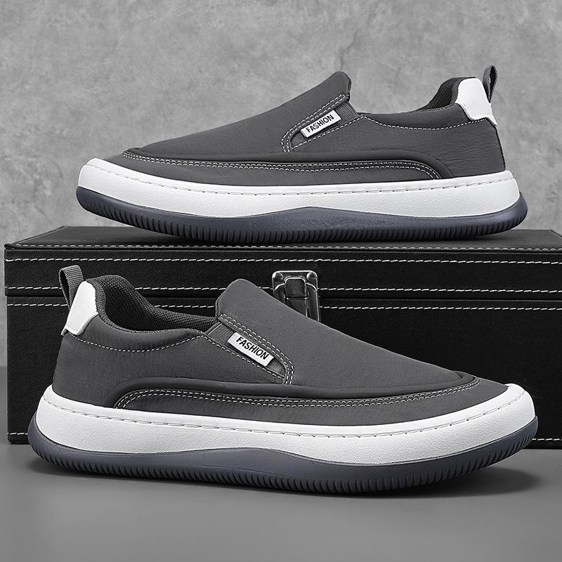 Men's Canvas Casual Shoes 2026 Autumn Fashion Casual Sports Shoes Anti Slip Platform Comfortable Outdoor Sneakers Zapatos Hombre